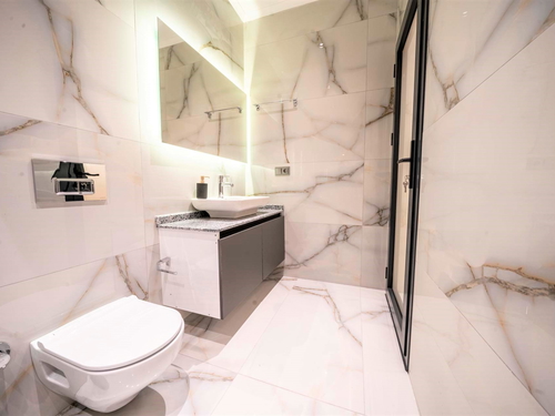 gece - Kasım
| Kalkan Akbel'de Lüks 10 Kişilik Villa: Hamam, Sauna ve Sinema Odası