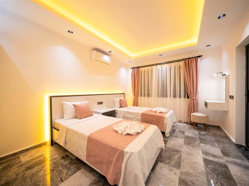 gece - Kasım
| Kalkan Akbel'de Lüks 10 Kişilik Villa: Hamam, Sauna ve Sinema Odası