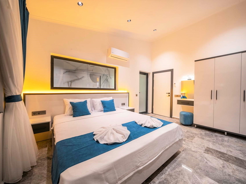  gece  -  Kasım
  | Kalkan Akbel'de Lüks 10 Kişilik Villa: Hamam, Sauna ve Sinema Odası