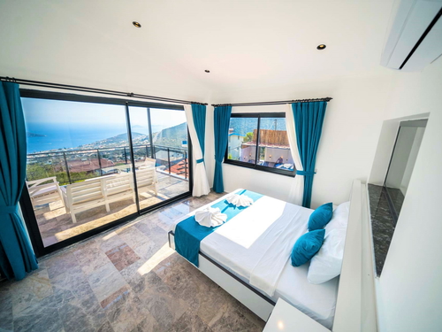  gece  -  Kasım
  | Kalkan Akbel'de Lüks 10 Kişilik Villa: Hamam, Sauna ve Sinema Odası