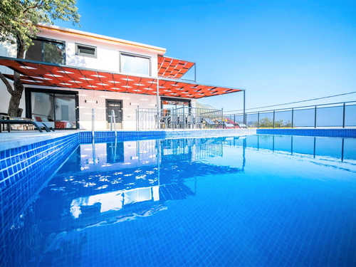  gece  -  Kasım
  | Kalkan Akbel'de Lüks 10 Kişilik Villa: Hamam, Sauna ve Sinema Odası