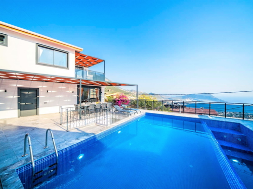  gece  -  Kasım
  | Kalkan Akbel'de Lüks 10 Kişilik Villa: Hamam, Sauna ve Sinema Odası