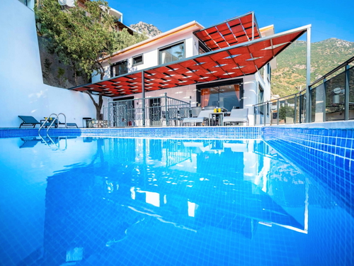  gece  -  Kasım
  | Kalkan Akbel'de Lüks 10 Kişilik Villa: Hamam, Sauna ve Sinema Odası
