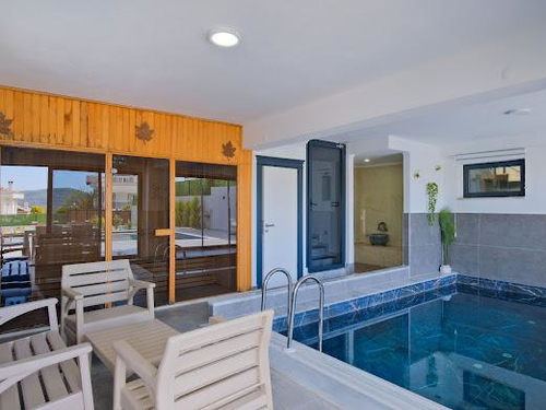 gece - Kasım
| Fethiye Ovacık'ta 8 Kişilik Lüks Villa: Kapalı Havuz, Jakuzi ve Sauna Keyfi