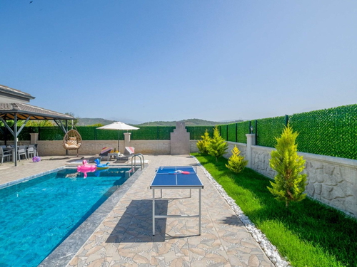  gece  -  Kasım
  | Fethiye Seydikemer'de Doğa Manzaralı 4 Kişilik Villa: Aileler ve Balayı Çiftleri İçin İdeal