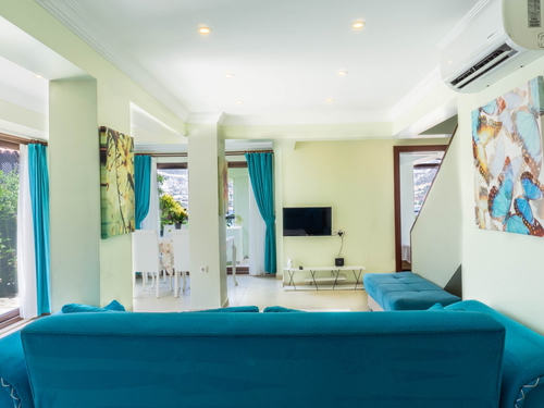 gece - Kasım
| Antalya Kalkan Bölgesinde Jakuzili ve Lüks Süitli Korunaklı Havuzlu Tatil Deneyimi