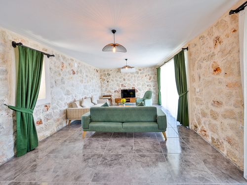  gece  -  Kasım
  | Kaş Mumuda’da Deniz Manzaralı 4 Kişilik Kiralık Villa
