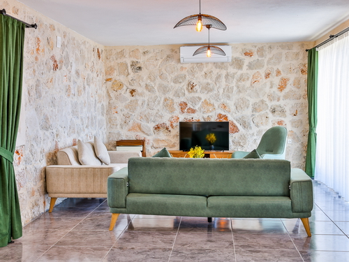  gece  -  Kasım
  | Kaş Mumuda’da Deniz Manzaralı 4 Kişilik Kiralık Villa