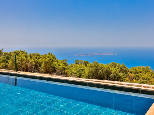  gece  -  Kasım
  | Kaş Mumuda’da Deniz Manzaralı 4 Kişilik Kiralık Villa