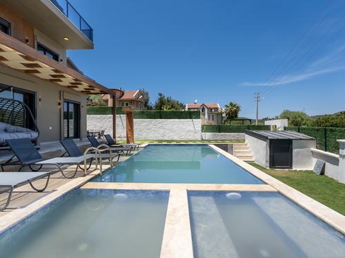  gece  -  Kasım
  | Ölüdeniz Ovacık’ta Babadağ Manzaralı, Özel Havuzlu Kiralık Villa