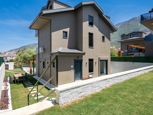  gece  -  Kasım
  | Ölüdeniz Ovacık’ta Babadağ Manzaralı, Özel Havuzlu Kiralık Villa