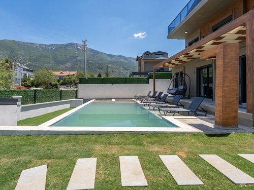  gece  -  Kasım
  | Ölüdeniz Ovacık’ta Babadağ Manzaralı, Özel Havuzlu Kiralık Villa