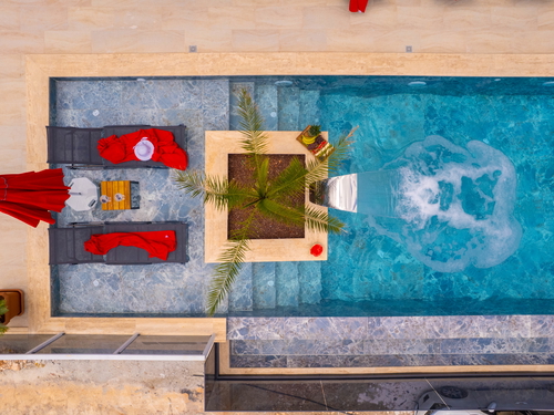  gece  -  Kasım
  | Kaş Sısla’da Jakuzili, Deniz Manzaralı Lüks Kiralık Villa – 6 Kişilik