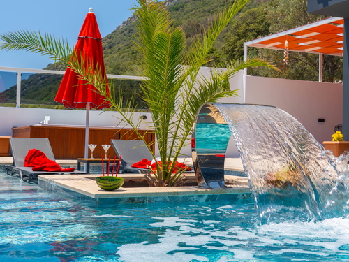  gece  -  Kasım
  | Kaş Sısla’da Jakuzili, Deniz Manzaralı Lüks Kiralık Villa – 6 Kişilik