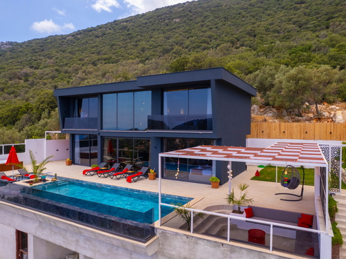 gece - Kasım
| Kaş Sısla’da Jakuzili, Deniz Manzaralı Lüks Kiralık Villa – 6 Kişilik