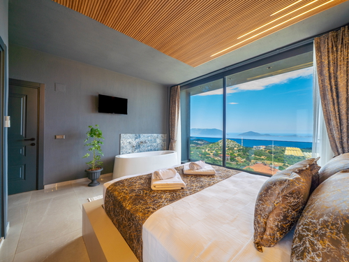  gece  -  Kasım
  | Kaş Sısla’da Jakuzili, Deniz Manzaralı Lüks Kiralık Villa – 6 Kişilik