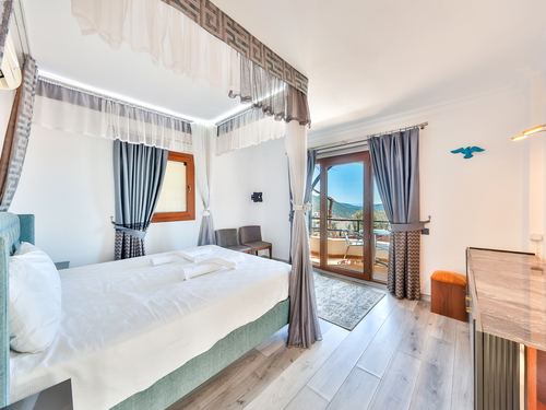  gece  -  Kasım
  | Kalkan Kızıltaş’ta Deniz Manzaralı 10 Kişilik Özel Havuzlu Müstakil Villa