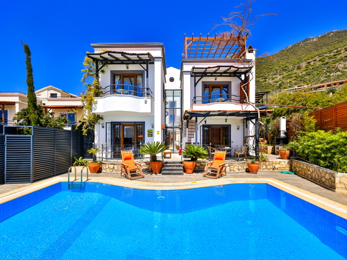 gece - Kasım
| Kalkan Kızıltaş’ta Deniz Manzaralı 10 Kişilik Özel Havuzlu Müstakil Villa