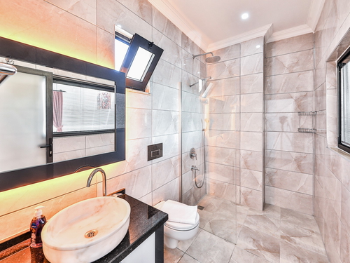  gece  -  Kasım
  | Kalkan İslamlar’da Jakuzili ve Korunaklı Havuzlu Tatil Villası