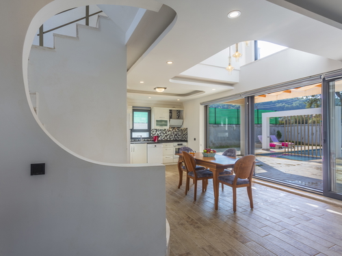  gece  -  Kasım
  | Hisarönü’nde Özel Havuzlu, Doğa Manzaralı 4 Yatak Odalı Lüks Villa