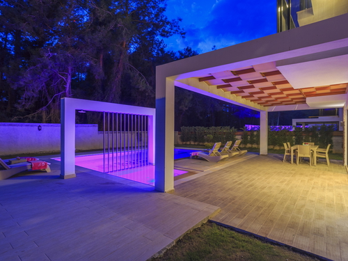  gece  -  Kasım
  | Hisarönü’nde Özel Havuzlu, Doğa Manzaralı 4 Yatak Odalı Lüks Villa