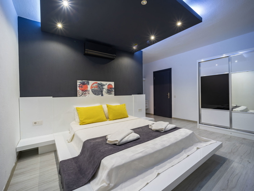  gece  -  Kasım
  | Kalkan Kördere’de Deniz Manzaralı Isıtmalı İç Havuzlu Lüks Villa