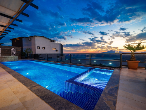 gece - Kasım
| Kalkan Kördere’de Deniz Manzaralı Isıtmalı İç Havuzlu Lüks Villa