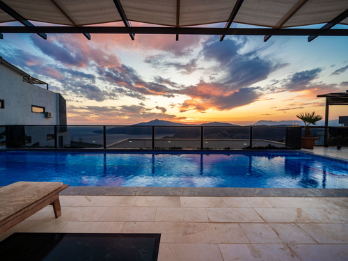 gece - Kasım
| Kalkan Kördere’de Deniz Manzaralı Isıtmalı İç Havuzlu Lüks Villa