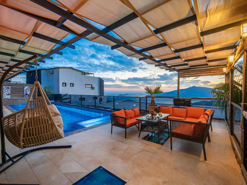 gece  -  Kasım
  | Kalkan Kördere’de Deniz Manzaralı Isıtmalı İç Havuzlu Lüks Villa