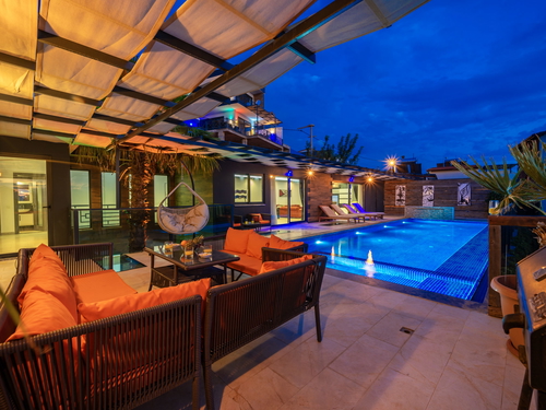  gece  -  Kasım
  | Kalkan Kördere’de Deniz Manzaralı Isıtmalı İç Havuzlu Lüks Villa