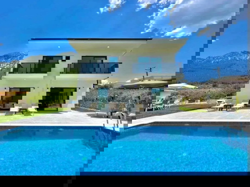  gece  -  Kasım
  | Fethiye Yeşilüzümlü'de 6 Kişilik Doğa İçinde Lüks Kiralık Villa