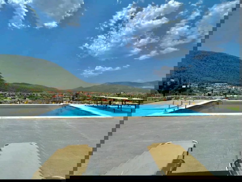  gece  -  Kasım
  | Fethiye Yeşilüzümlü'de 6 Kişilik Doğa İçinde Lüks Kiralık Villa