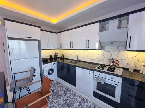 gece  -  Kasım
  | Fethiye Karaçulha’da Jakuzili, Şehir Manzaralı Özel Havuzlu Kiralık Villa