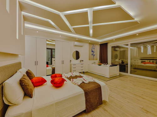  gece  -  Kasım
  | Kalkan İslamlar’da Jakuzili Balayı Villası – Doğa İçinde Romantik Kaçamak