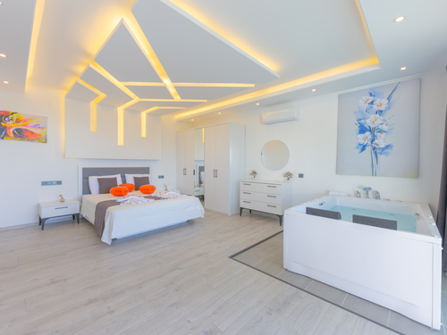  gece  -  Kasım
  | Kalkan İslamlar’da Jakuzili Balayı Villası – Doğa İçinde Romantik Kaçamak