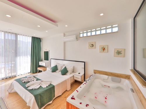  gece  -  Kasım
  | Kalkan Sarıbelen’de Özel Havuzlu 4 Kişilik Doğa İçinde Villa