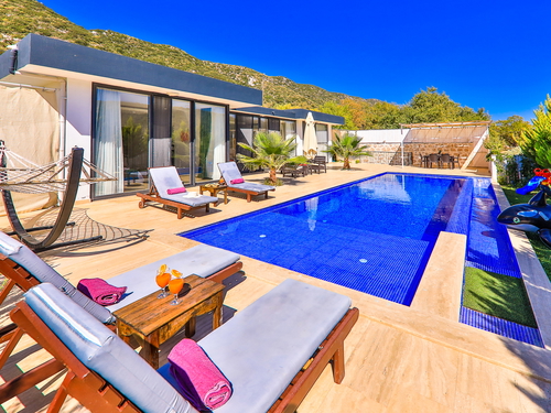 gece  -  Kasım
  | Kalkan Sarıbelen’de Özel Havuzlu 4 Kişilik Doğa İçinde Villa