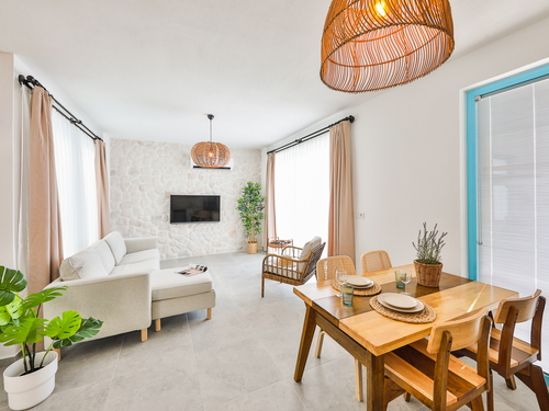  gece  -  Kasım
  | Kalkan Patara’da Jakuzili, Saunalı, Korunaklı Balayı Villası