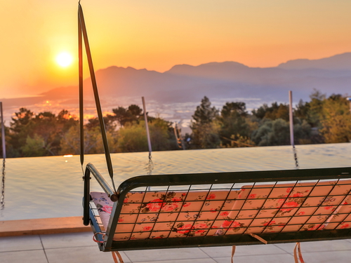  gece  -  Kasım
  | Kalkan İslamlar Köyü’nde Jakuzili ve Korunaklı Havuzlu Kiralık Villa