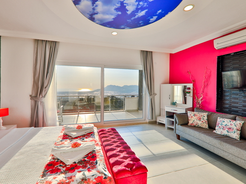  gece  -  Kasım
  | Kalkan İslamlar Köyü’nde Jakuzili ve Korunaklı Havuzlu Kiralık Villa