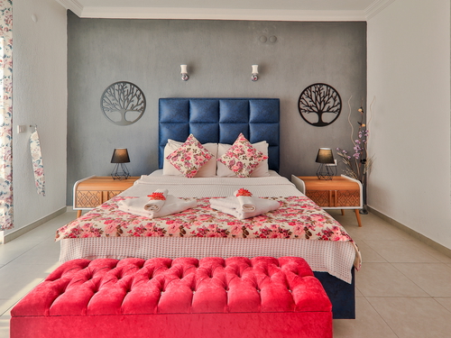  gece  -  Kasım
  | Kalkan İslamlar Köyü’nde Jakuzili ve Korunaklı Havuzlu Kiralık Villa