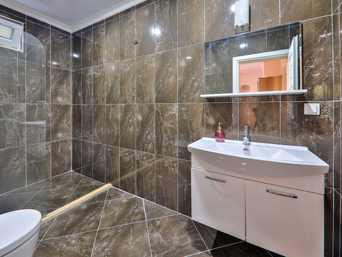gece - Kasım
| Kalkan İslamlar Köyü’nde Jakuzili ve Korunaklı Havuzlu Kiralık Villa