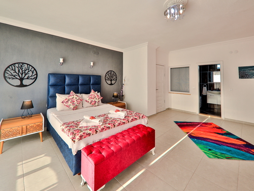 gece - Kasım
| Kalkan İslamlar Köyü’nde Jakuzili ve Korunaklı Havuzlu Kiralık Villa