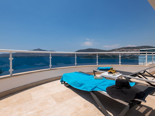  gece  -  Kasım
  | Kalkan Kışla’da Deniz Manzaralı Geniş Kiralık Villa