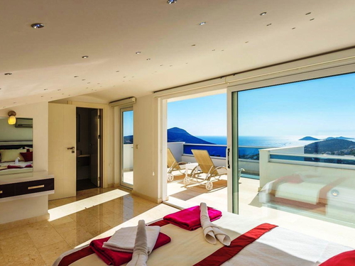  gece  -  Kasım
  | Kalkan Kızıltaş’ta Deniz Manzaralı Özel Havuzlu Villa
