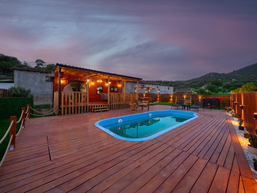 gece - Kasım
| Kaş Ahatlı’da Özel Havuzlu 2 Kişilik Tiny House Tatili