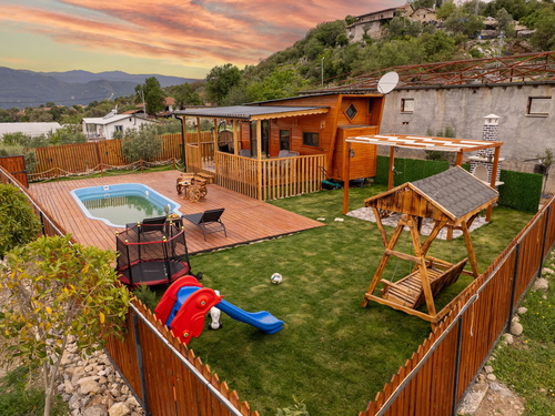  gece  -  Kasım
  | Kaş Ahatlı’da Özel Havuzlu 2 Kişilik Tiny House Tatili