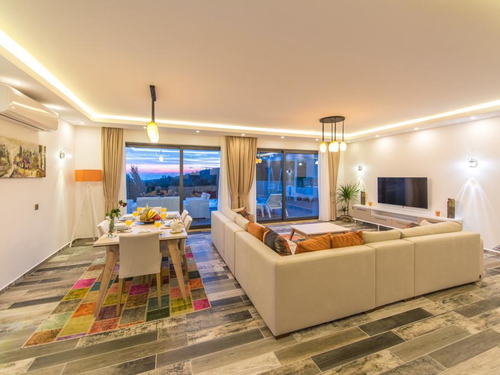 gece - Kasım
| Kalkan Üzümlü’de Doğa Manzaralı, Korunaklı ve Jakuzili Tatil Villası