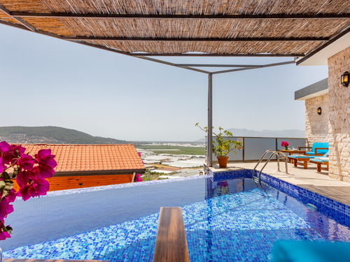 gece  -  Kasım
  | Kalkan Yeşilköy’de Jakuzili ve Korunaklı Özel Havuzlu Villa