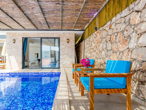  gece  -  Kasım
  | Kalkan Yeşilköy’de Jakuzili ve Korunaklı Özel Havuzlu Villa